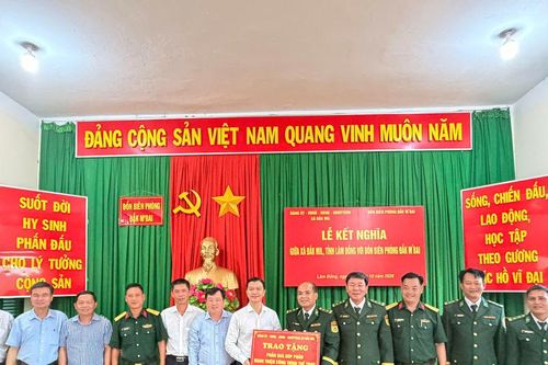 Xã Đắk Mil kết nghĩa với Đồn Biên phòng Đắk M'Bai