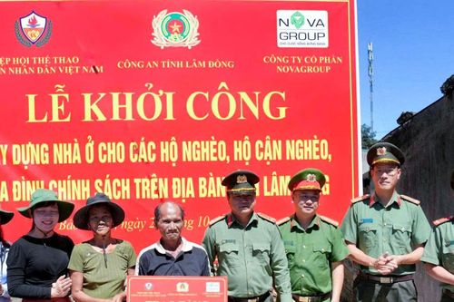 Công an tỉnh Lâm Đồng khởi công xây dựng nhà ở cho hộ cận nghèo tại xã Bảo Lâm 4
