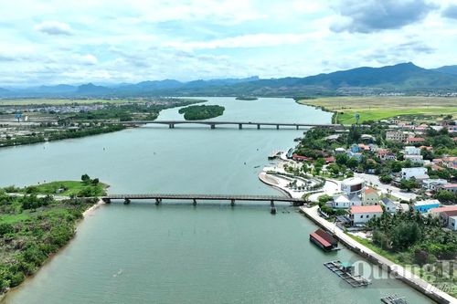 Tận dụng mặt nước, tạo bứt phá cho kinh tế