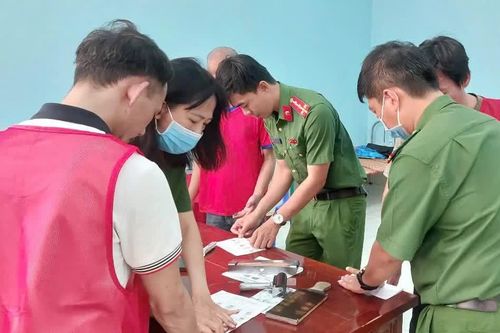 Đồng Tháp tiếp nhận 32 công dân trở về từ Campuchia