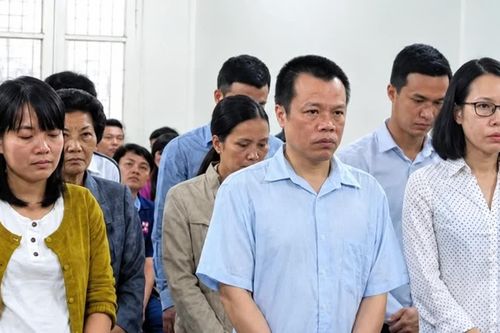 Cựu Giám đốc SeaBank Hai Bà Trưng sẽ bị xét xử vắng mặt
