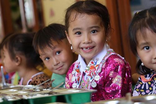 Đề xuất bổ sung chính sách ăn trưa cho học sinh vùng đồng bào dân tộc thiểu số và miền núi