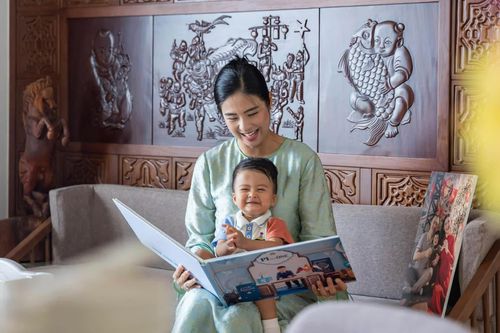 Hoa hậu Ngọc Hân: 'Chỉ mong con lớn lên với một tâm hồn biết rung động trước cái đẹp'
