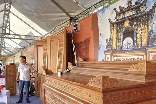 Rộn ràng lễ hội vinh danh làng nghề truyền thống
