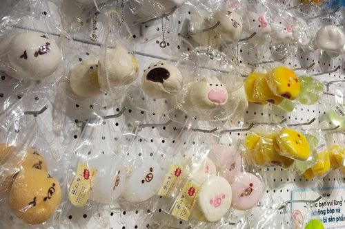 Đồ chơi squishy gây sốt trở lại, điều gì khiến món đồ chơi mềm dẻo này được chú ý?