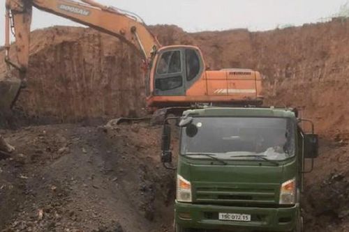 Khởi tố giám đốc doanh nghiệp khai thác trái phép hơn 9.000 m³ đất