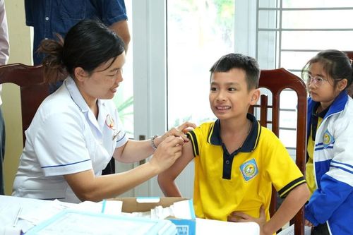 Quảng Ninh tăng cường phòng, chống dịch bệnh mùa thu - đông