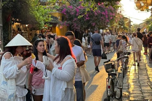 Đà Nẵng lên tiếng về thông tin 'Hội An vắng khách'