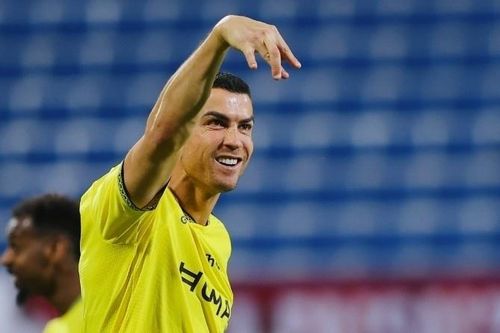 Dân mạng dậy sóng vì bàn thắng thứ 982 của Ronaldo