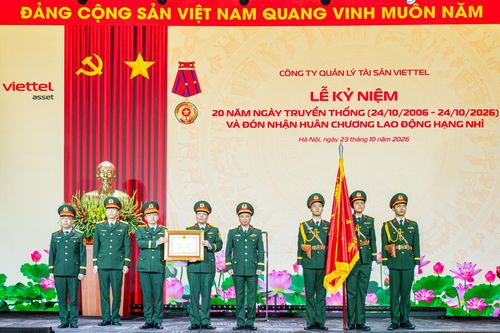 Công ty Quản lý tài sản Viettel đón nhận Huân chương Lao động hạng Nhì