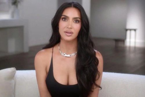 Vụ ngoại tình bẽ bàng của mẹ Kim Kardashian