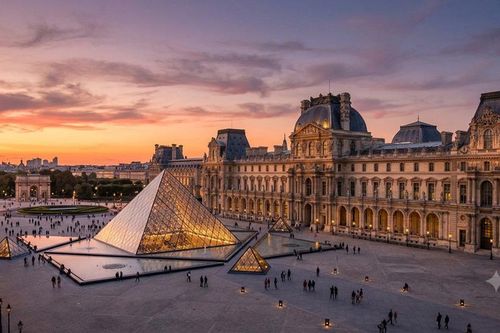 Paris đóng cửa các bảo tàng, huy động lực lượng lớn cảnh sát