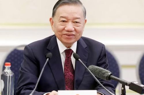 Tổng Bí thư, Chủ tịch nước Tô Lâm gặp gỡ đại diện chuyên gia, trí thức người Việt tại Bỉ và Luxembourg