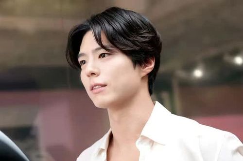 Park Bo Gum vượt qua kỳ thi cấp chứng chỉ thợ làm tóc