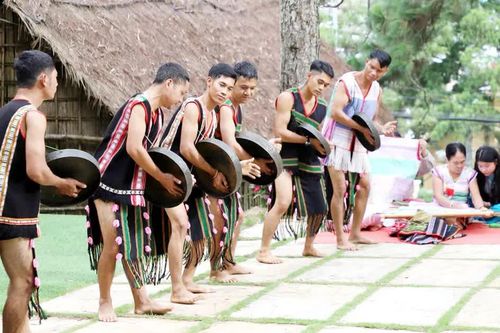 Khơi mạch Không gian văn hóa cồng chiêng Tây Nguyên - Bài 3: Hồi sinh giá trị một di sản