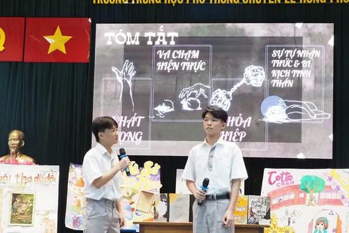 Học sinh chia sẻ thông điệp qua hoạt động ngoại khóa 'Nơi trang sách cất lời'