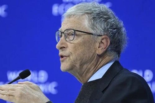 Tỷ phú Bill Gates cảnh báo AI có thể gây ra hai thập kỷ biến động kinh tế, xã hội