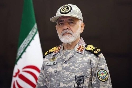 Tướng quân đội Iran: Tổng thống Mỹ chỉ có thể mơ về việc một lần nữa tiến vào vịnh Ba Tư
