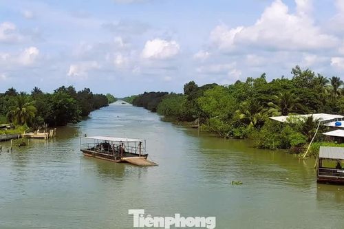 Rà soát toàn bộ đò, phà sau vụ lật phà tự chế làm 2 học sinh tử vong