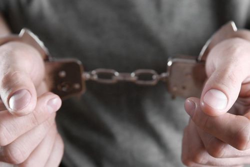 Truy tố cháu trai cầm liềm tấn công bác họ ở Hà Nội để 'giải tỏa'