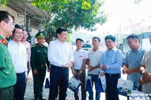 Phó Bí thư Tỉnh ủy Nghệ An Nguyễn Thanh Bình khảo sát các dự án đầu tư và kiểm tra công tác xây dựng Đảng