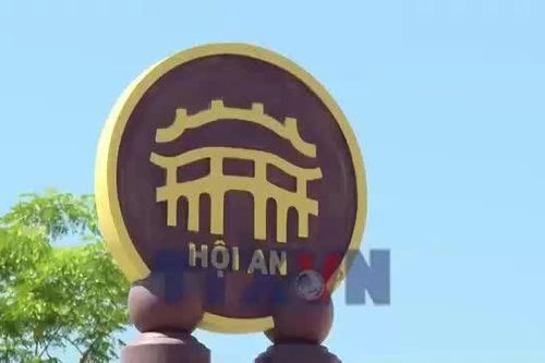 Thủ tướng Ba Lan Donald Tusk thăm phố cổ Hội An, Đà Nẵng