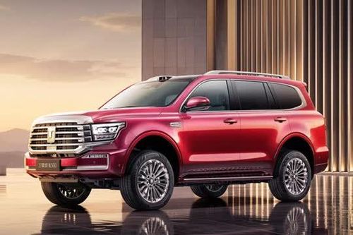 SUV công suất 863 mã lực, giá gần 1,3 tỷ đồng, so kè với Toyota Land Cruiser