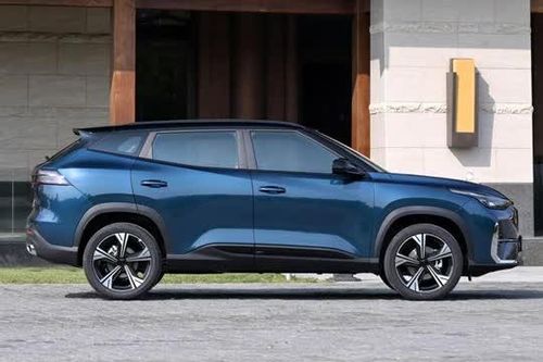 SUV hạng C động cơ tăng áp, giá hơn 330 triệu đồng