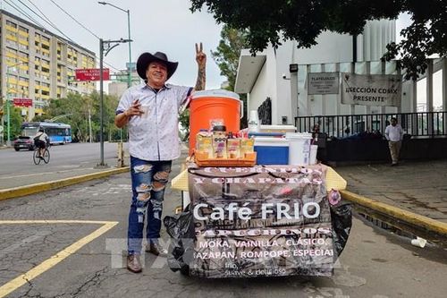 Tiếng chuông năm nào và những ly cà phê trên màn hình