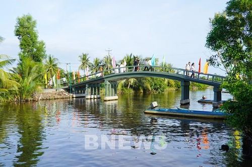 Khi lòng nhân ái hóa thành những công trình dân sinh