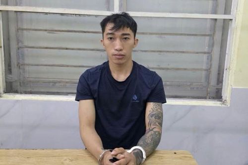 Hẹn thanh niên trẻ tuổi đến nhà chơi, người phụ nữ không ngờ đến sự việc tiếp đó