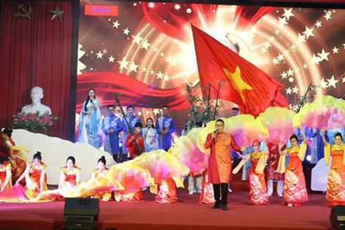 Ngày hội Văn hóa công nhân: Ưu tiên chăm lo nhóm công nhân trực tiếp sản xuất, lao động nữ