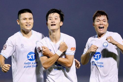 V.League 2026/27: Thắng đậm Đồng Nai, Nam Định trở lại cuộc đua vô địch