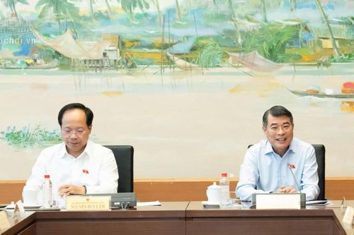 Thủ tướng Lê Minh Hưng: Đơn giản hóa thủ tục đầu tư, đấu thầu phải đi đôi với kiểm soát chặt chẽ