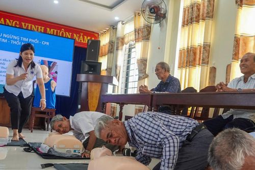Trang bị kỹ năng ứng cứu cho ngư dân
