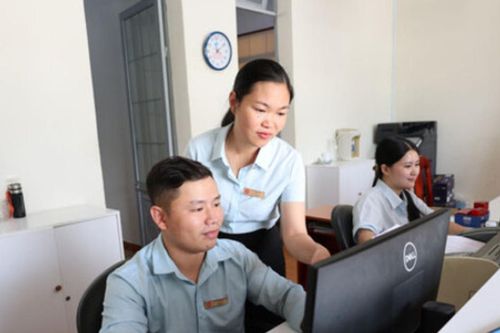 Trao cơ hội, giao trọng trách, rèn cán bộ