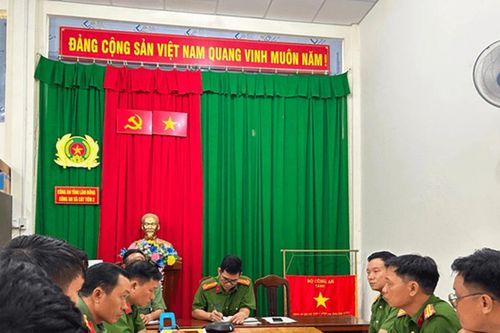 Phong trào thi đua 'Ba nhất: Kỷ luật nhất - Trung thành nhất - Gần dân nhất' - nền tảng xây dựng văn hóa Đảng, văn hóa con người Công an cách mạng trong lực lượng Công an xã Cát Tiên 2