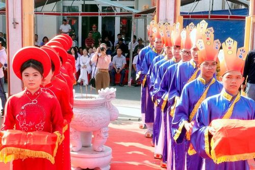 Lễ hội thờ cúng các Vua Hùng và đền thờ Hùng Vương tại Phan Rí Cửa - tỉnh Lâm Đồng