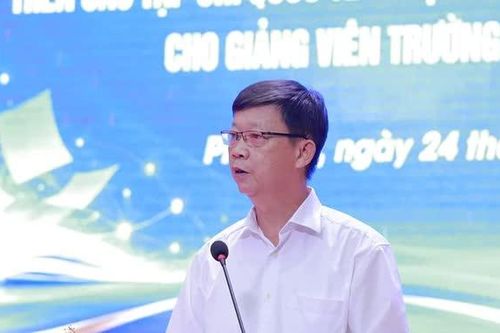 Nâng cao năng lực công bố bài báo khoa học trên tạp chí quốc tế cho giảng viên Trường Đại học Hùng Vương