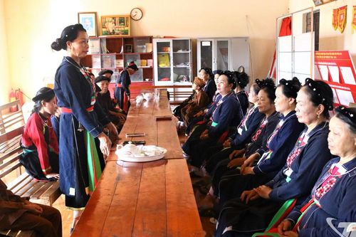 Gìn giữ hệ giá trị gia đình trong nhịp sống hiện đại