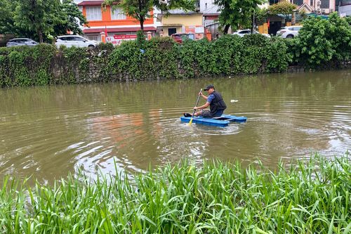 Bè phao tự lắp ráp ứng phó mùa lũ