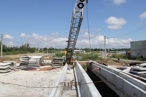 Đồng Tháp: Sắp thông xe cầu Bình Hưng nối đại lộ Nguyễn Tất Thành
