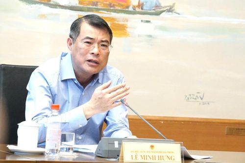 Thủ tướng: Cả hệ thống chính trị đấu tranh với hành vi vi phạm về an toàn thực phẩm