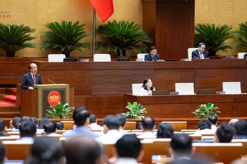 Thẩm quyền lập pháp