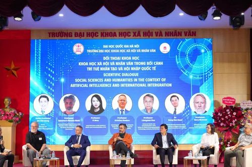 AI xử lý dữ liệu nhưng không thay được con người lựa chọn công bằng và nhân ái