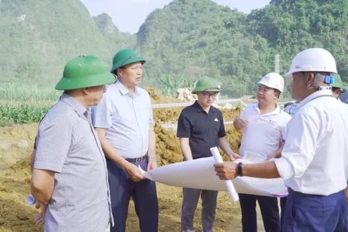 Phó Chủ tịch UBND tỉnh Hoàng Văn Thạch kiểm tra tiến độ giai đoạn 2 Dự án cao tốc Đồng Đăng - Trà Lĩnh