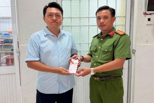 Anh Đỗ Thanh Nhã ở Cà Mau chuyển 30.000.000 đồng vào tài khoản người ở Phú Thọ, công an vào cuộc