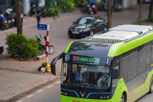 Hà Nội đề xuất điều chỉnh 4 tuyến buýt kết nối Bến xe Yên Sở