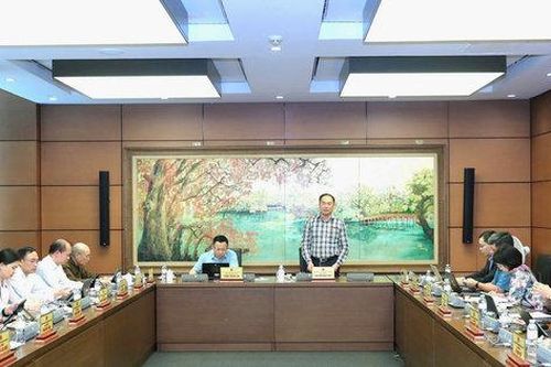 Đại biểu Quốc hội đề nghị làm rõ trách nhiệm đối với bếp ăn tập thể, giao đồ ăn trực tuyến
