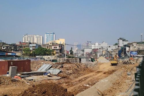 Hà Nội: Sau phân luồng nút giao Nguyễn Chí Thanh – La Thành, người dân di chuyển theo 4 lộ trình